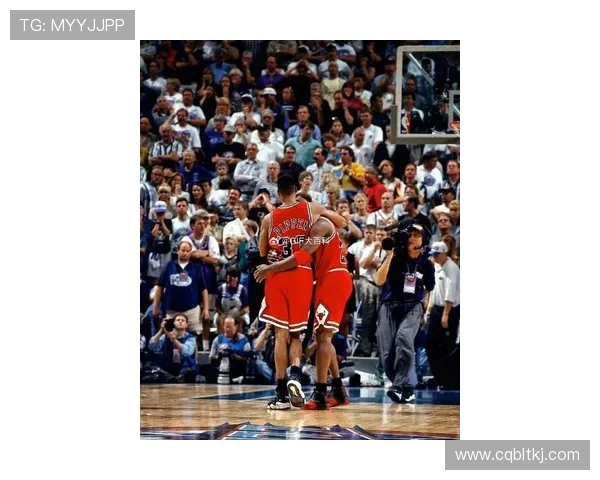 乔丹与姚明携手共创篮球传奇,重温经典对决与友谊的故事